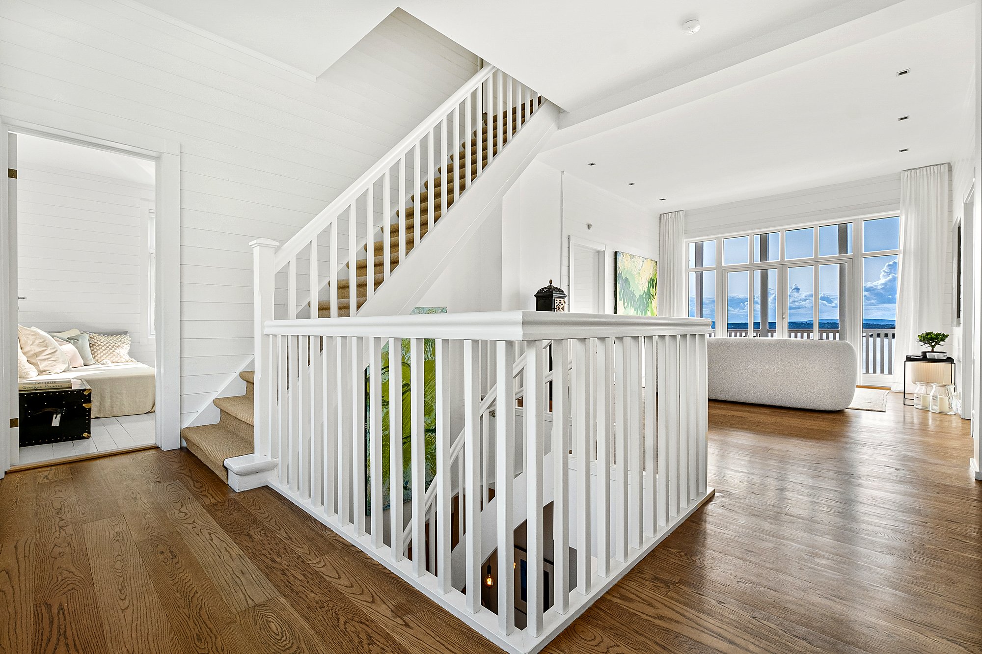 Staircase in solid oak